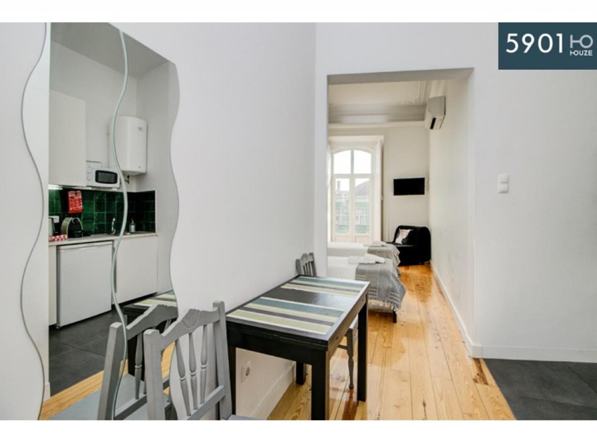 Apartament Houze_central Near Lx Factory And The River *
